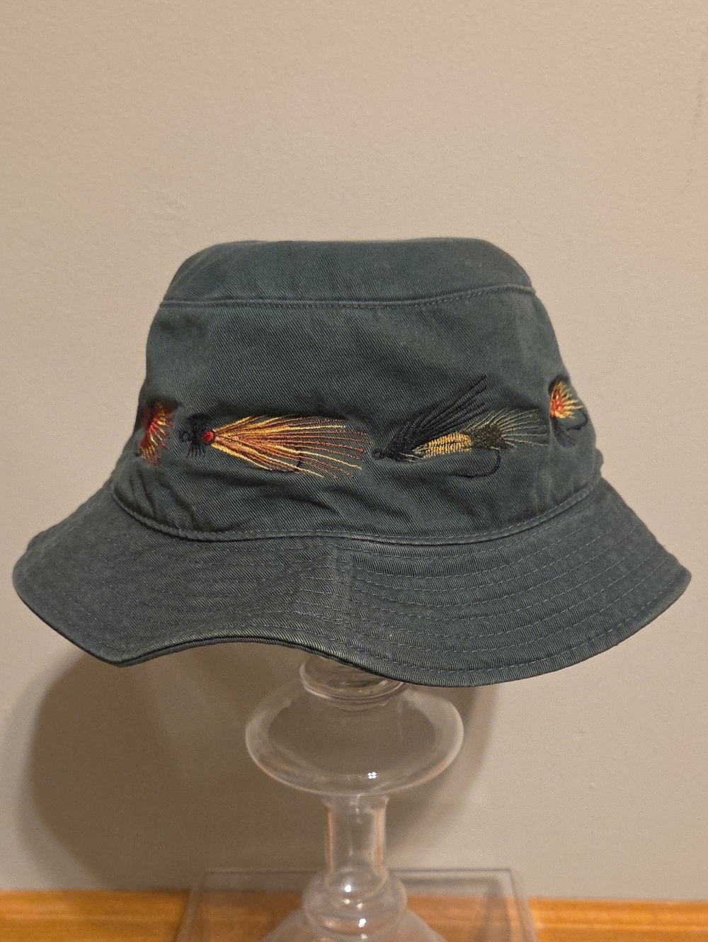 LAKE OF THE ISLES 100% Cotton Fishing Lure Bucket Hat